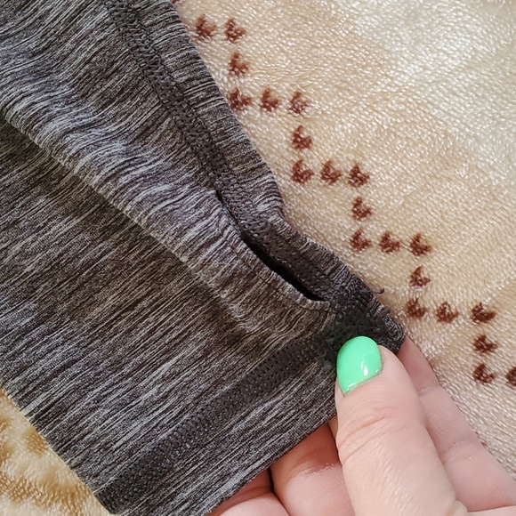 American Eagle 1/4 Zip Size Small - Picture 2 of 4